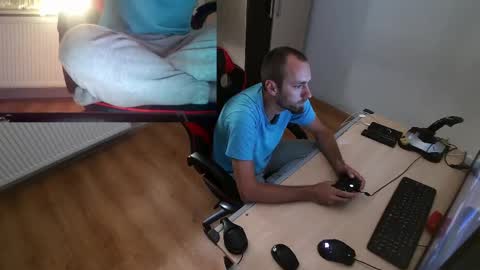 Jane and Findo online show from March 2025 06:33:02 AM