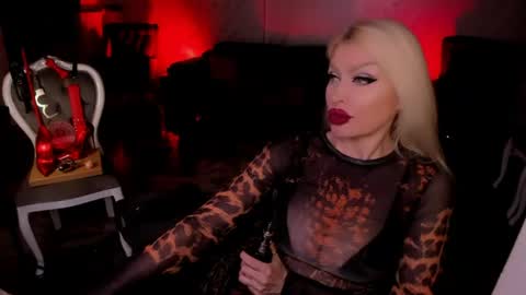 AlfaFemale online show from June 2026 06:19:02 PM