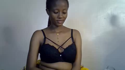slimmie online show from October 2025 07:56:02 PM
