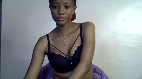 slimmie online show from October 2025 12:03:02 PM