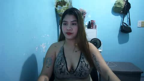 Snapshot of finn13563863 chatting on April 2026 12:32:01 PM finn ing geer online show from April 2026 12:32:01 PM