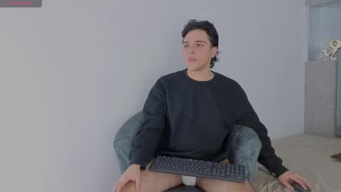 Snapshot of finn_anderson chatting on March 2026 05:50:02 PM Mateo online show from March 2026 05:50:02 PM
