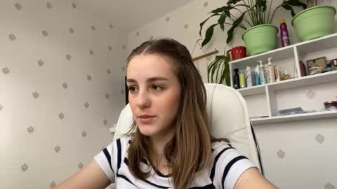 Snapshot of fionapiccard chatting on November 2025 09:31:01 AM Keite wanna play Meow online show from November 2025 09:31:01 AM