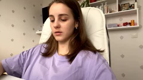 Snapshot of fionapiccard chatting on November 2025 10:26:02 AM Keite wanna play Meow online show from November 2025 10:26:02 AM