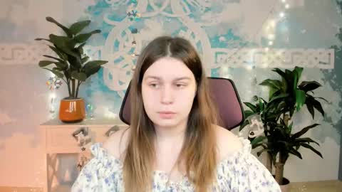 fiora online show from December 2025 05:36:02 AM