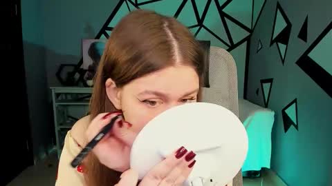 fiora online show from March 2026 06:08:01 AM