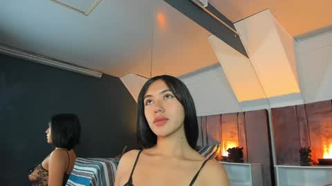 Snapshot of fiorelaa_ chatting on May 2026 12:23:02 PM Fiorela online show from May 2026 12:23:02 PM