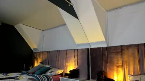 Snapshot of fiorelaa_ chatting on June 2026 11:36:02 AM Fiorela online show from June 2026 11:36:02 AM
