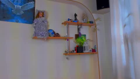 fire_luna online show from February 2026 05:33:02 AM