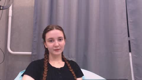 fireflies_fly_ online show from January 2025 05:26:02 PM