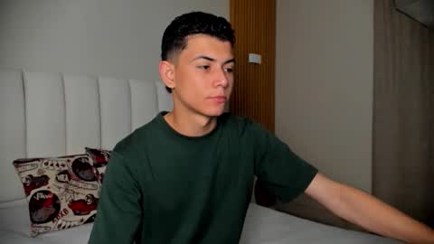 Nicolas online show from January 2026 12:42:01 PM