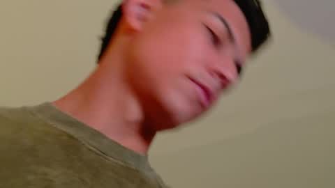 Nicolas online show from March 2026 01:07:02 PM