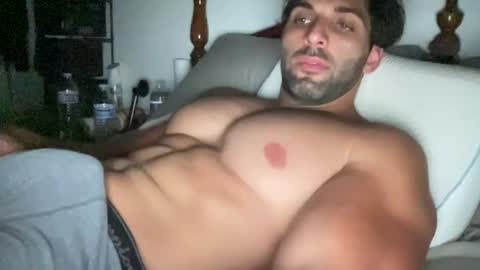 fitcurvyman4fun_69 online show from June 2026 03:40:01 AM