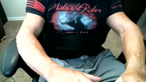 fitguy40 online show from March 2026 07:31:01 PM