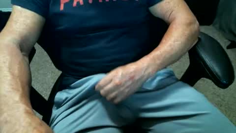 Snapshot of fitguy40 chatting on May 2026 03:26:01 AM fitguy40 online show from May 2026 03:26:01 AM