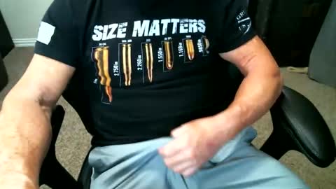 Snapshot of fitguy40 chatting on June 2026 09:10:01 PM fitguy40 online show from June 2026 09:10:01 PM