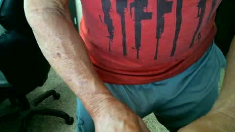 Snapshot of fitguy40 chatting on June 2026 07:53:02 PM fitguy40 online show from June 2026 07:53:02 PM