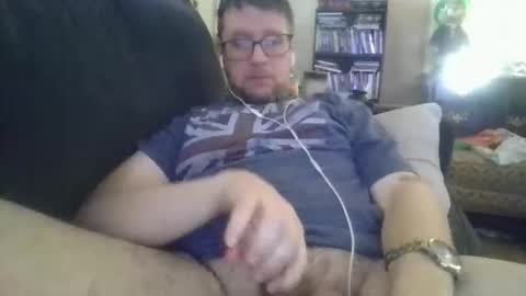 fivefootshots online show from April 2026 09:06:02 PM