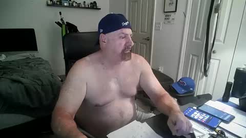 Snapshot of flaguy3233 chatting on September 2025 10:42:02 PM Florida guy online show from September 2025 10:42:02 PM