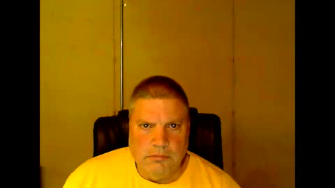 Snapshot of fletch32 chatting on December 2024 01:18:01 AM jd online show from December 2024 01:18:01 AM