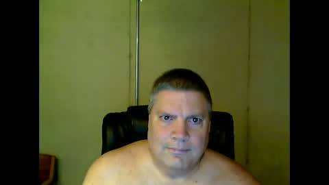 Snapshot of fletch32 chatting on January 2025 03:58:02 AM jd online show from January 2025 03:58:02 AM