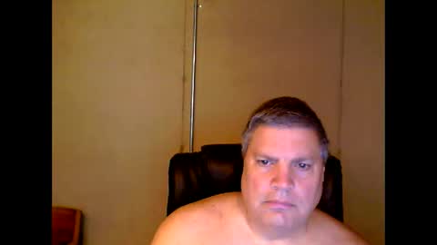 Snapshot of fletch32 chatting on January 2025 06:21:01 PM jd online show from January 2025 06:21:01 PM