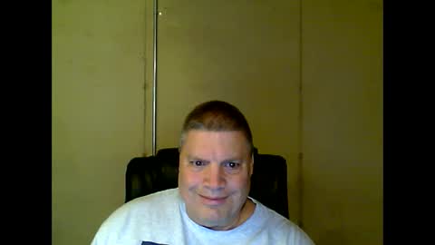 Snapshot of fletch32 chatting on February 2025 01:47:02 AM jd online show from February 2025 01:47:02 AM