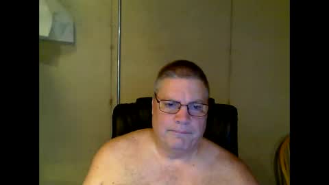 Snapshot of fletch32 chatting on January 2026 03:23:02 AM jd online show from January 2026 03:23:02 AM