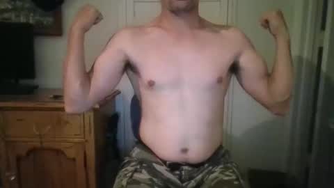 Snapshot of flfunguy1985 chatting on November 2025 10:27:01 AM flfunguy1985 online show from November 2025 10:27:01 AM