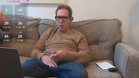 Flickrbrite online show from April 2026 06:42:02 PM