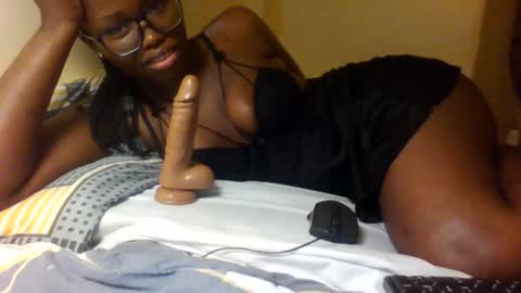 Amber online show from January 2026 12:37:01 AM