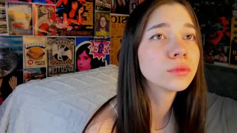 Emely  online show from March 2025 10:05:02 PM