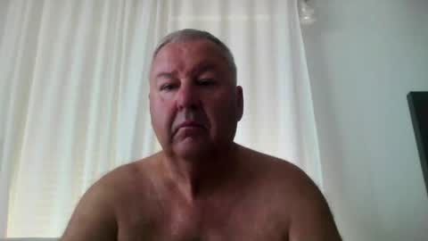 Snapshot of flo221222 chatting on May 2026 01:39:01 PM flo221222 online show from May 2026 01:39:01 PM