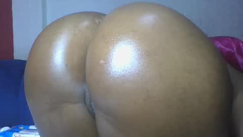 Snapshot of flora_fantasy chatting on April 2026 04:54:02 PM fantasy online show from April 2026 04:54:02 PM