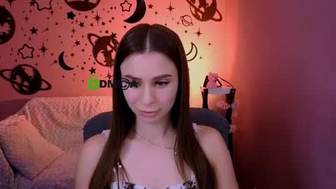 Snapshot of flora_ri chatting on June 2026 12:22:01 PM just ask me online show from June 2026 12:22:01 PM