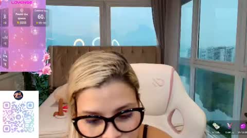 Snapshot of florence_ford chatting on June 2026 10:57:02 AM Florence Ford online show from June 2026 10:57:02 AM
