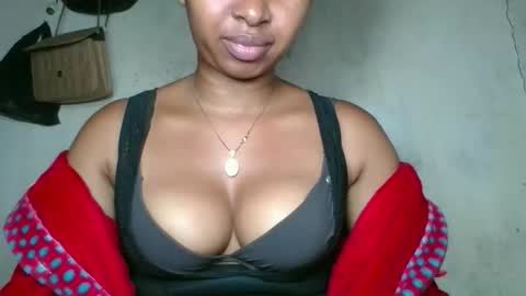 florencia011 online show from October 2025 02:48:02 AM