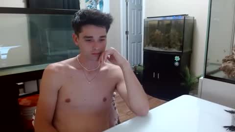 Snapshot of florida_twink chatting on September 2025 11:37:01 PM OF Joey Grey17 online show from September 2025 11:37:01 PM