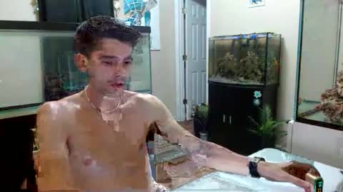 Snapshot of florida_twink chatting on October 2025 10:10:01 PM OF Joey Grey17 online show from October 2025 10:10:01 PM