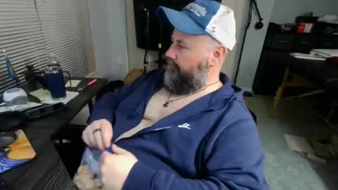 FloridaBearLive online show from November 2025 11:50:01 PM