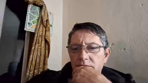 Snapshot of florincar chatting on May 2026 11:22:02 PM florincar online show from May 2026 11:22:02 PM
