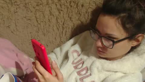 say meow and send tip  online show from January 2025 12:06:01 AM