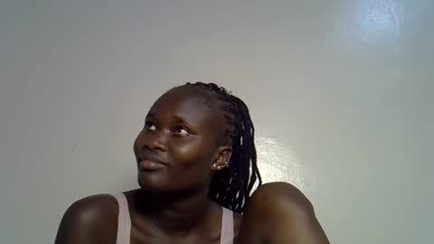 flowerdiva002 online show from December 2025 06:04:01 PM