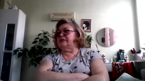 Flowerlower online show from March 2025 12:27:02 PM