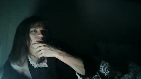 Snapshot of flowpinou chatting on January 2025 03:20:02 AM Emmy online show from January 2025 03:20:02 AM