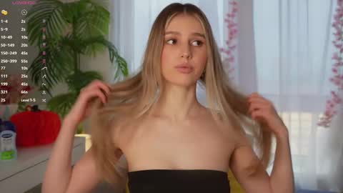 Adeline online show from March 2025 08:41:02 AM