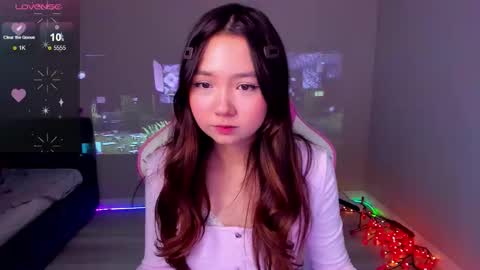 Snapshot of fluffy_rose chatting on November 2025 05:28:02 AM Rose online show from November 2025 05:28:02 AM