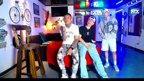 flyckers online show from April 2026 12:02:01 PM