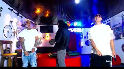 flyckers online show from April 2026 12:27:01 PM