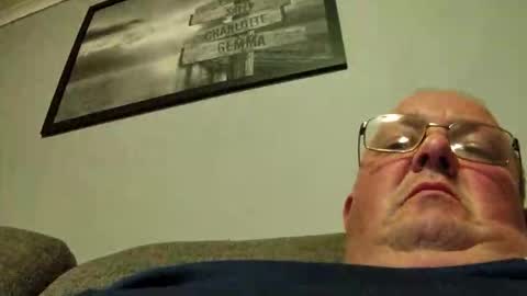 Snapshot of focusfuker chatting on April 2026 10:51:02 PM focusfuker online show from April 2026 10:51:02 PM